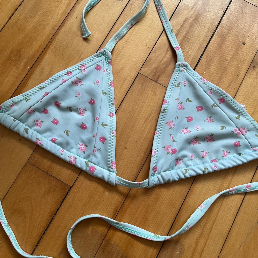 Ecohoaka Swimwear Light Blue Floral Print Triangle Bikini Top Medium